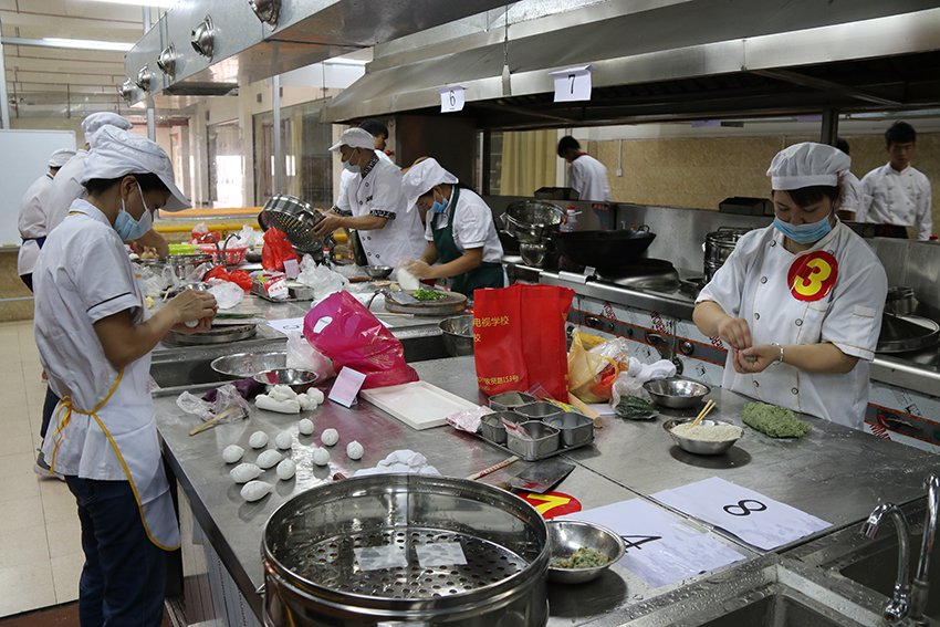 助力民工素質提升  打造轄區(qū)勞務品牌(圖文)