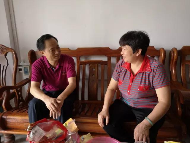 崇敬勞模，關(guān)愛走訪暖人心