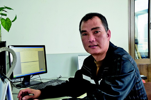 勞模司機(jī)蘇興：20年零事故零投訴 安全行車(chē)近百萬(wàn)公里