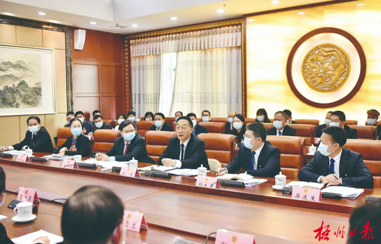順流而下立潮頭，溯流而進(jìn)爭上游！劉寧參加梧州市代表團(tuán)審議