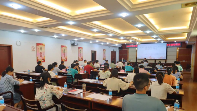 【推進(jìn)“產(chǎn)改”進(jìn)行時】強培訓(xùn)精業(yè)務(wù) 抓落實促改革
