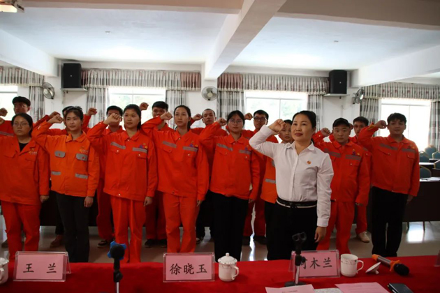 “娘家人”關(guān)愛(ài)讓新員工入會(huì)儀式感滿滿