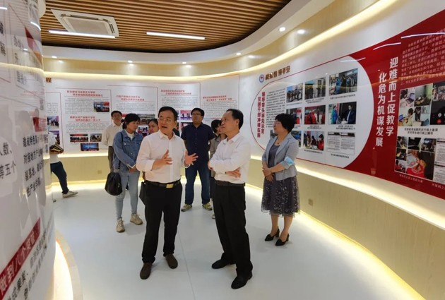 謝善高一行到工匠學(xué)院開(kāi)展產(chǎn)業(yè)工人隊(duì)伍建設(shè)改革工作調(diào)研