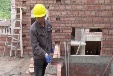 泥瓦工、快遞員也能評(píng)高層次人才，還有人獲100萬(wàn)補(bǔ)貼