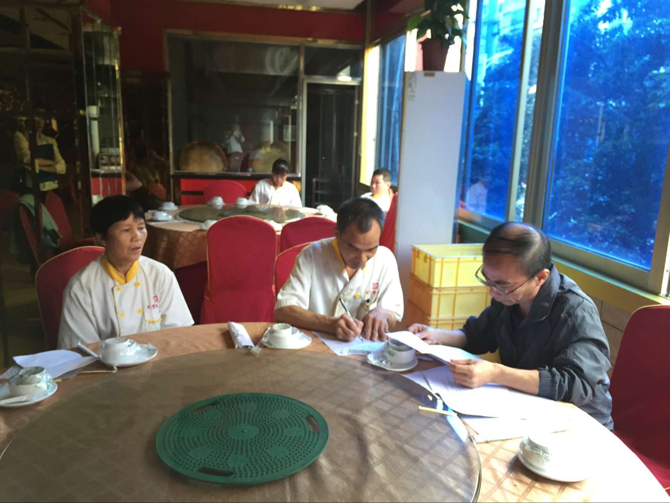 長洲區(qū)總工會深入困難職工走訪調研