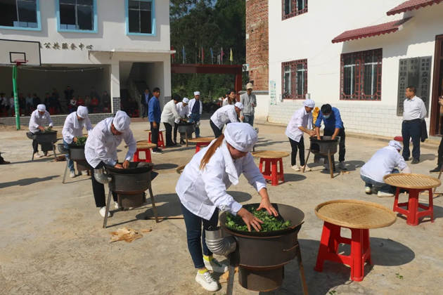 蒼梧縣總工會(huì)“送技能下鄉(xiāng)”暖人心